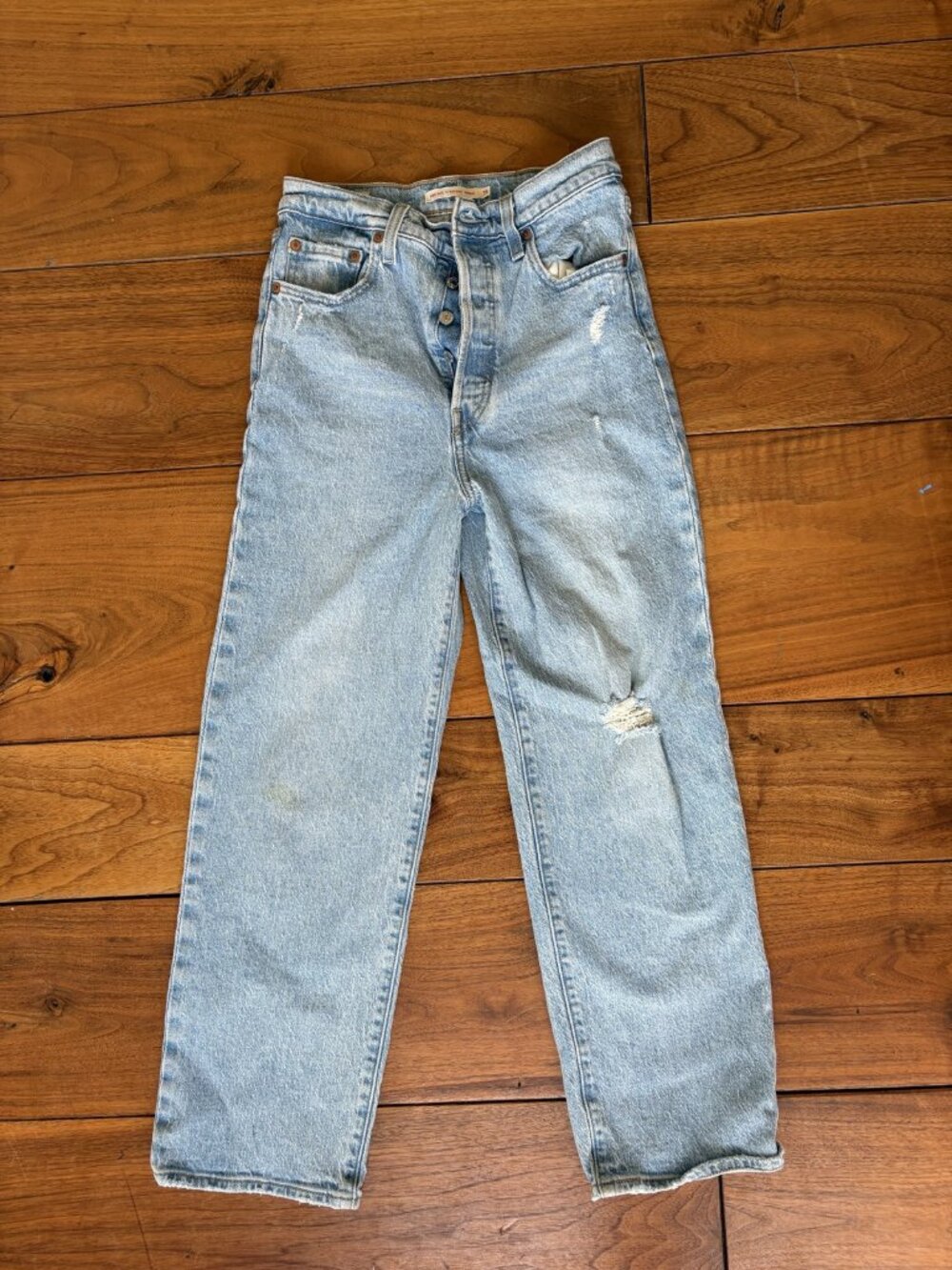 Levi's Ribcage Straight Ankle Jeans Light Wash Distressed Rip Size 26